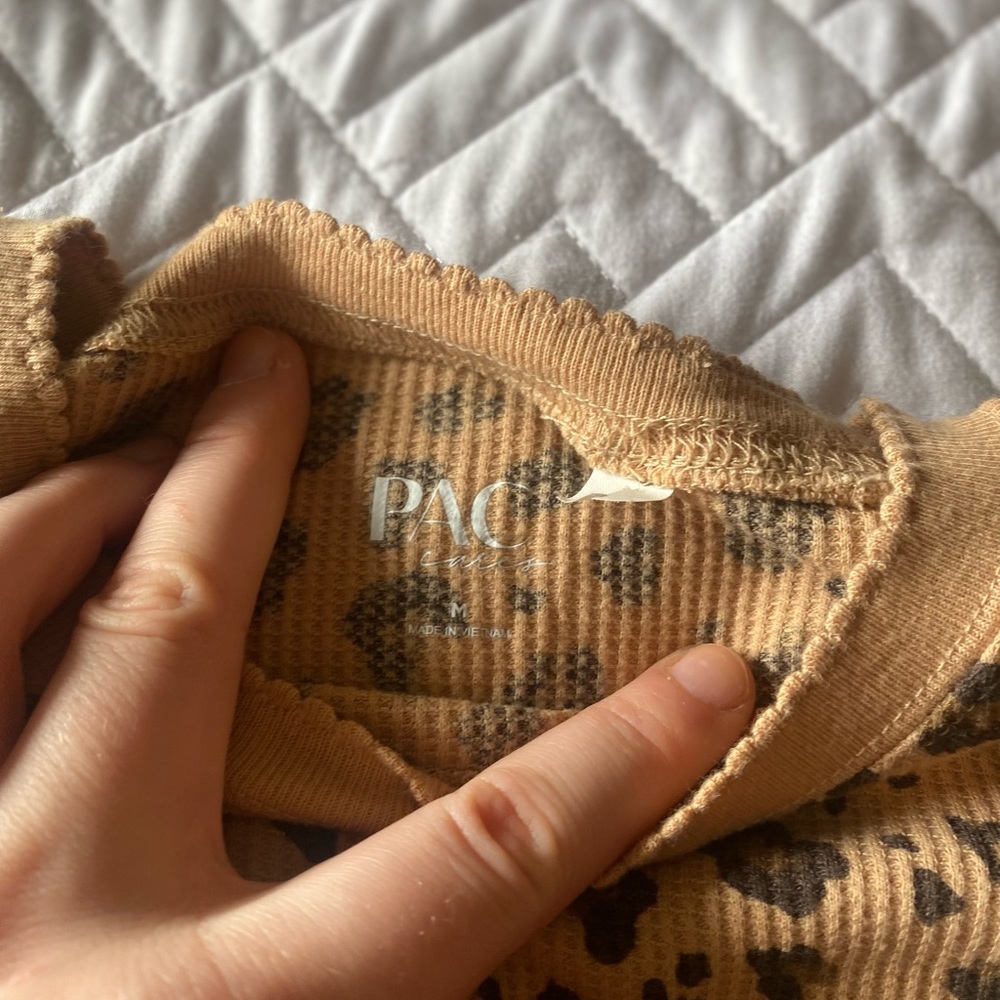 pacsun thermal long sleeve - Picture 3 of 3
